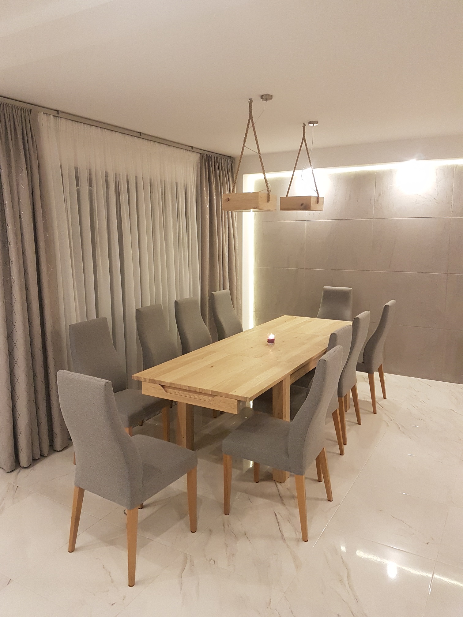 GMO Design Lampa wisząca z drewna na linie | na wymiar - zdjęcie 5